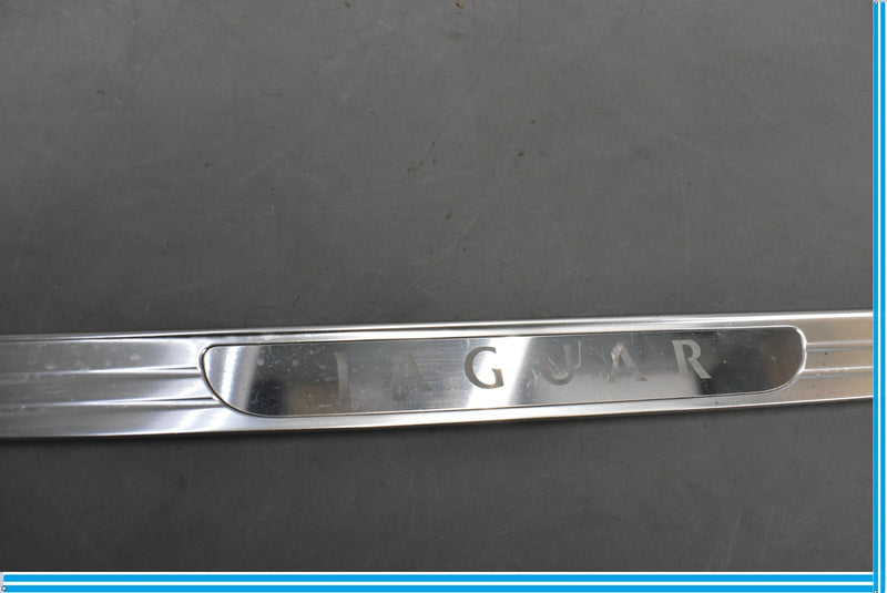 Load image into Gallery viewer, 04-07 Jaguar XJ8 XJR Front Right Passenger Side Door Trim Logo Emblem Oem