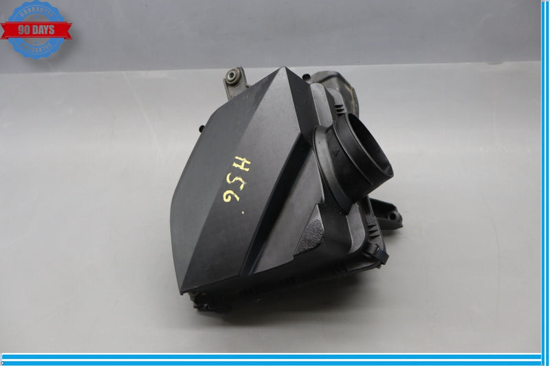 Load image into Gallery viewer, 15-19 Hyundai Genesis G80 Front Left Driver Side Air Intake Filter Box Oem