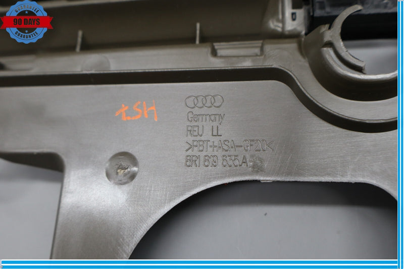 Load image into Gallery viewer, 09-17 Audi Q5 SQ5 Upper Dash Dashboard Air Vent Bracket 8R1819635A Oem
