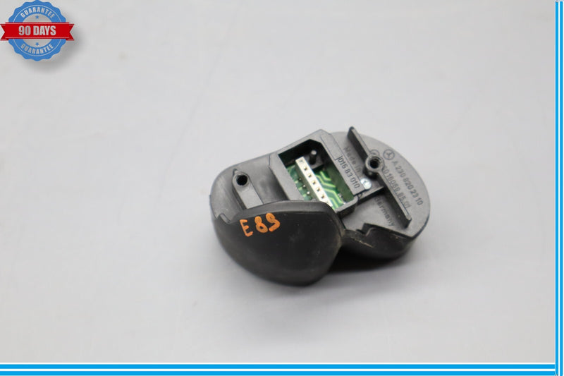 Load image into Gallery viewer, 03-12 Mercedes R230 SL500 SL550 Steering Wheel Control Buttons Oem