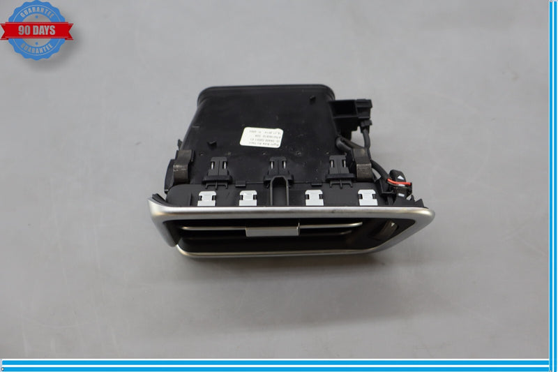 Load image into Gallery viewer, 14-19 Maserati Ghibli Front Right Side Dashboard AC Air Vent Grill Oem