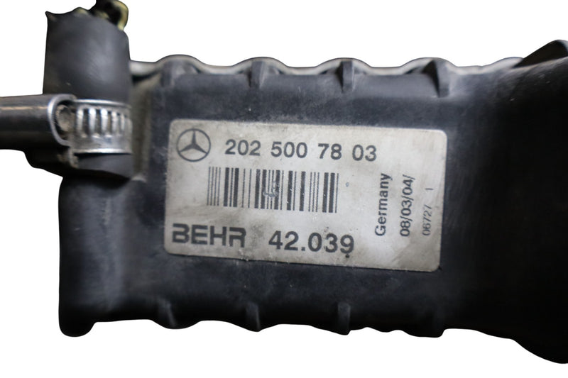 Load image into Gallery viewer, 04-08 Chrysler Crossfire Engine Cooling Radiator Assembly 2025007803 Oem