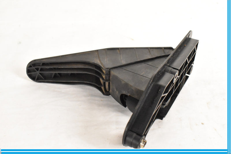 Load image into Gallery viewer, 05-08 Maserati Quattroporte M139 Gas Acceleration Foot Pedal Ferrari 196819 Oem