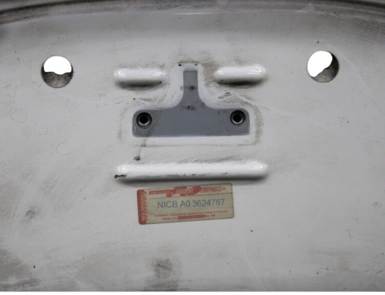 Load image into Gallery viewer, 06-11 Mercedes ML550 ML320 Front Hood Bonnet Panel Assembly White 1648800057 OEM