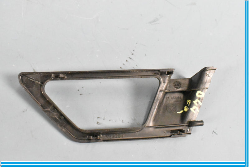 Load image into Gallery viewer, 86-95 Mercedes W124 E320 300CE 300E Front Right Interior Door Handle Cover Oem