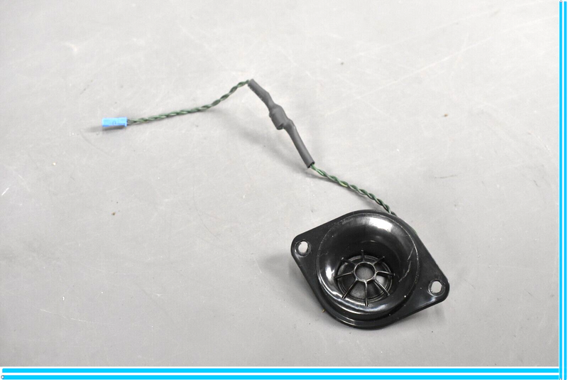 Load image into Gallery viewer, 11-16 BMW 528i 535i 550i F10 Passenger or Driver Side Tweeter Speaker Oem