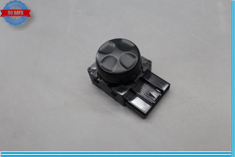 Load image into Gallery viewer, 14-20 Maserati Quattroporte Front Right Side Seat Adjustment Switch Oem