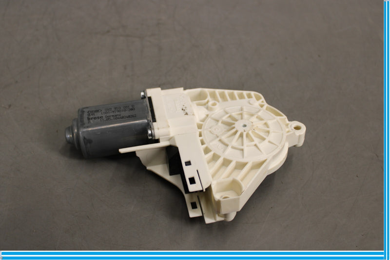 Load image into Gallery viewer, 10-18 Audi A8 Quattro Front Left Door Window Regulator Motor 8k0959801B Oem