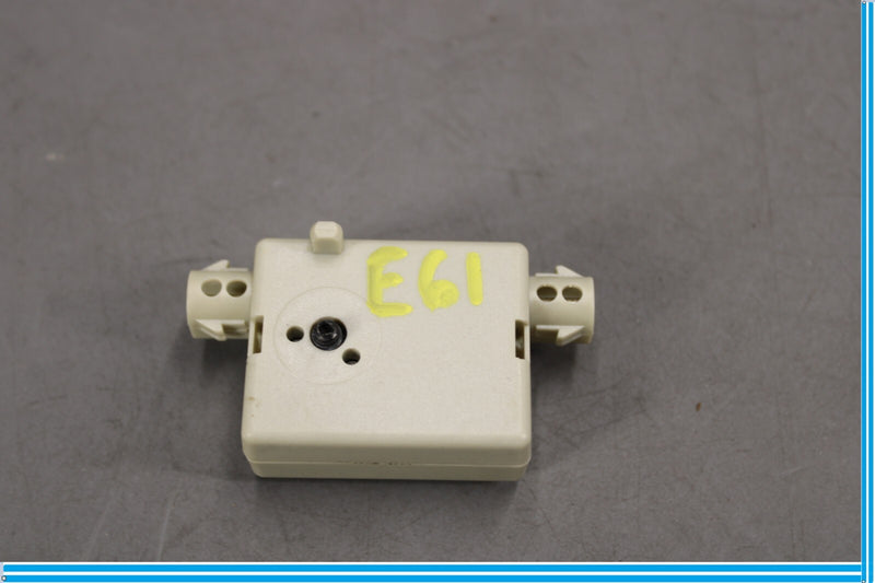 Load image into Gallery viewer, 09-15 BMW 750i 750Li Radio Signal Trap Circuit Antenna Module 9118262 Oem