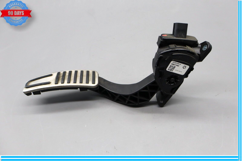 Load image into Gallery viewer, 14-21 Maserati Quattroporte Gas Throttle Accelerator Pedal 04861716AD Oem