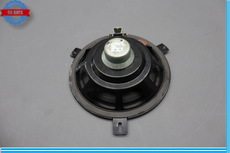 Load image into Gallery viewer, 14-17 Maserati Quattroporte Front Right Passenger Side Door Audio Speaker Oem