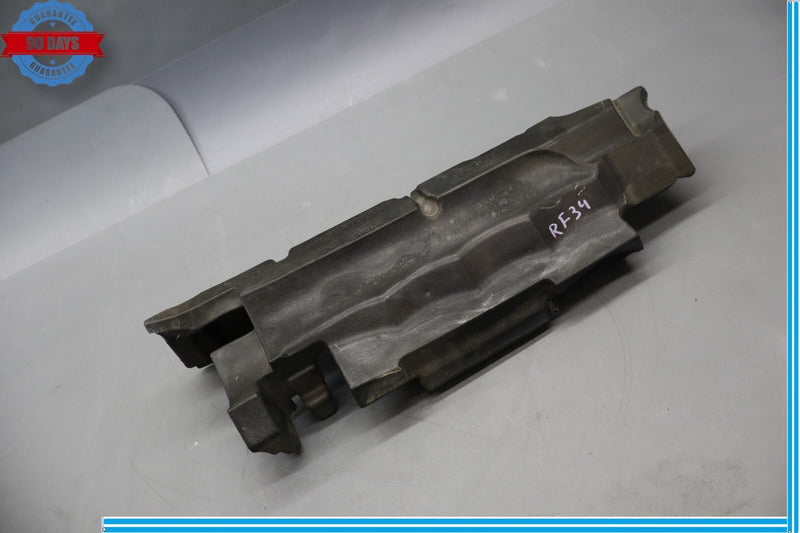 Load image into Gallery viewer, 11-20 Mercedes X166 GL450 GL550 Right Passenger Side Air Cleaner Insulator Oem