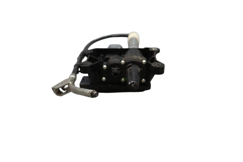 Load image into Gallery viewer, 04-19 Maserati Quattroporte Emergency Electric E Parking Brake Actuator Oem