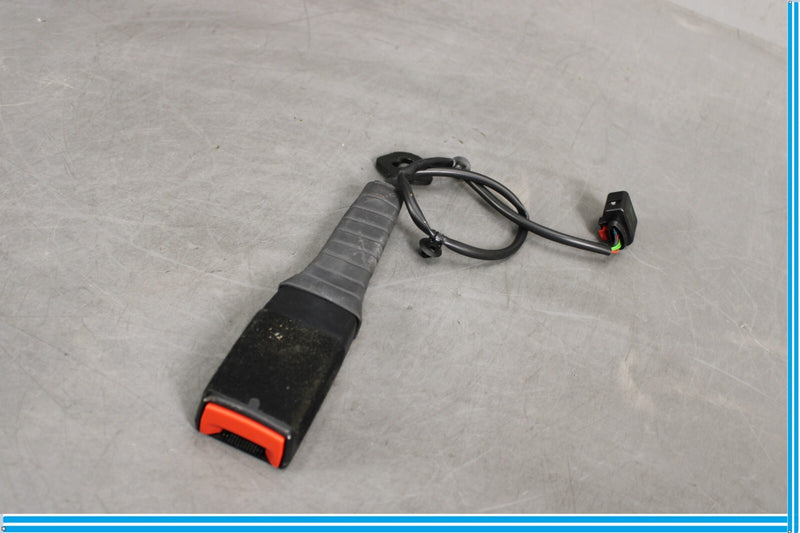 Load image into Gallery viewer, 11-18 Porsche Cayenne Front Right Passenger Side Seatbelt Seat Belt Buckle Oem