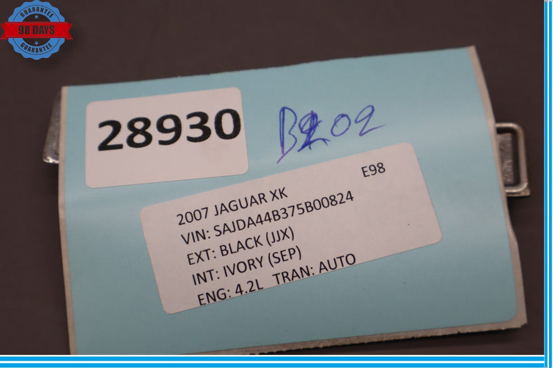 Load image into Gallery viewer, 07-15 Jaguar XK XKR Right Passenger Side Wing Fender Motif Oem