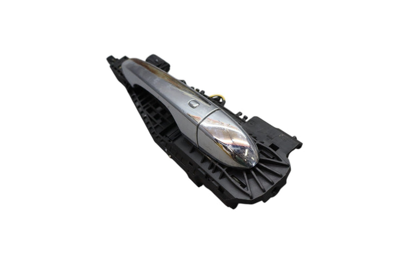 Load image into Gallery viewer, 14-22 Maserati Ghibli M157 Front Right Passenger Side Exterior Door Handle Oem