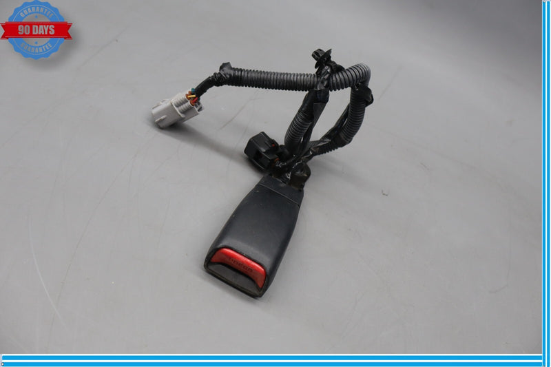 Load image into Gallery viewer, 01-06 Lexus LS430 SC430 Front Right Passenger Side Seat Belt Buckle Receiver Oem