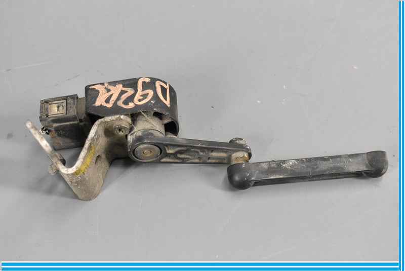 Load image into Gallery viewer, 09-15 BMW 750i 650i F01 F02 Rear Left Driver Suspension Height Level Sensor Oem