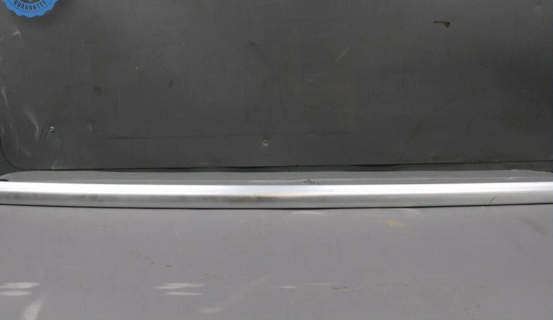 Load image into Gallery viewer, 11-17 Volkswagen Touareg Right Side Roof Rail Rack Luggage Carrier Molding Oem