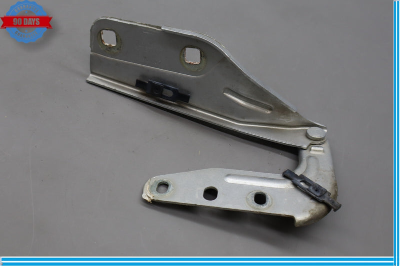 Load image into Gallery viewer, 03-10 Porsche Cayenne Front Right Passenger Side Hood Bonnet Hinge Bracket Oem