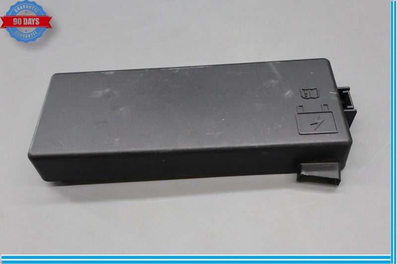 Load image into Gallery viewer, 14-21 Maserati Quattroporte Rear Trunk Main Wiring Fuse Box Lid Cover Oem