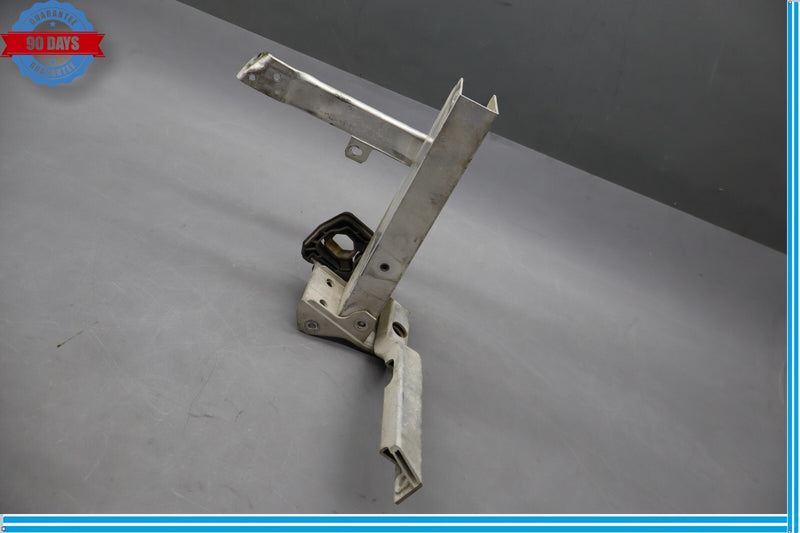 Load image into Gallery viewer, 09-15 BMW 750i 740i Front Bumper Right Radiator Support Bar Bracket Oem