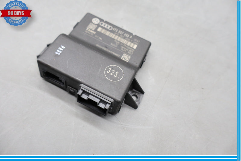 Load image into Gallery viewer, 10-15 Audi Q7 Engine Chassis Gateway Control Module Unit 4F0907468P Oem