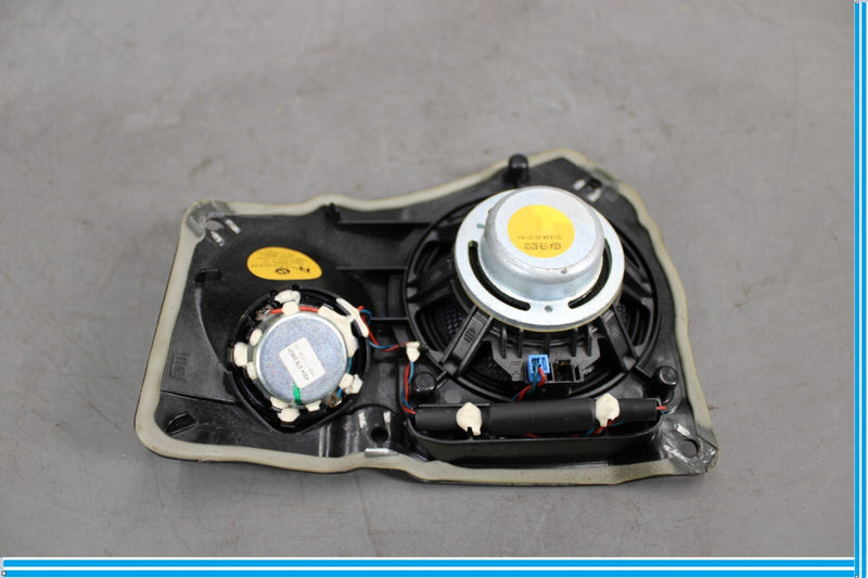 Load image into Gallery viewer, 09-15 BMW 750Li F01 F02 Rear Right Shelf Top HiFi Audio Speaker Tweeter Oem