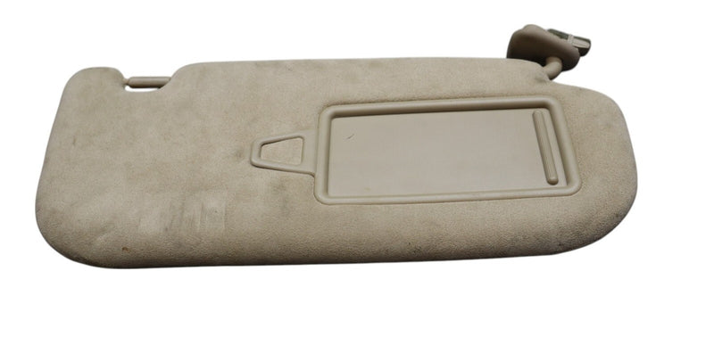 Load image into Gallery viewer, 11-16 Hyundai Equus Front Right Passager Sunvisor Illuminated 268-11532r Oem