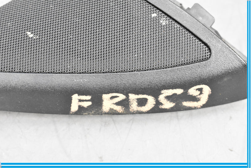 Load image into Gallery viewer, 06-11 Mercedes CLS550 CLS500 W219 Front Right Side Door Tweeter Speaker Oem