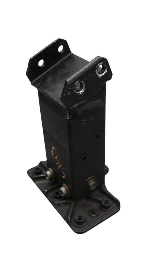 Load image into Gallery viewer, 03-08 Mercedes R230 SL500 Front Left Side Bumper Reinforcement Bracket Oem