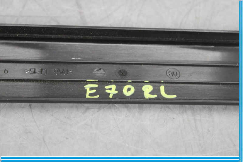 Load image into Gallery viewer, 07-13 Mercedes S350 S550 S600 W221 Rear Left Driver Side Seat Cover Trim Oem