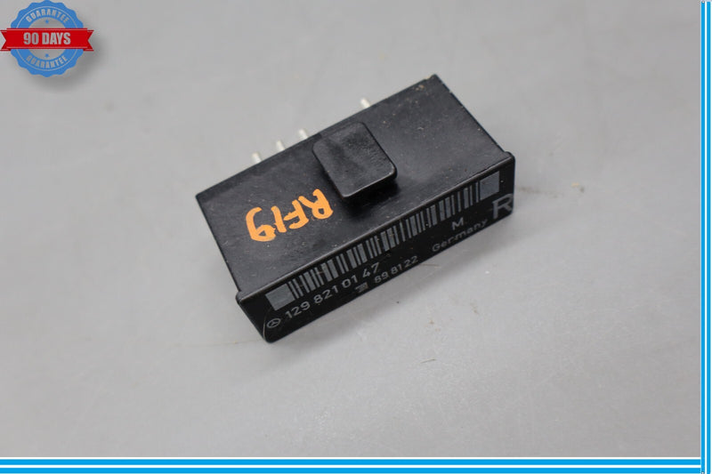 Load image into Gallery viewer, 90-02 Mercedes SL500 SL320 R129 Right Side Seat Backrest Lock Relay Modules Oem