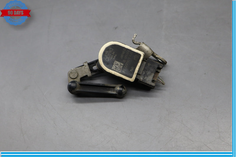 Load image into Gallery viewer, 11-16 BMW 535i GT xDrive Front Left Or Right Side Height Level Sensor Oem