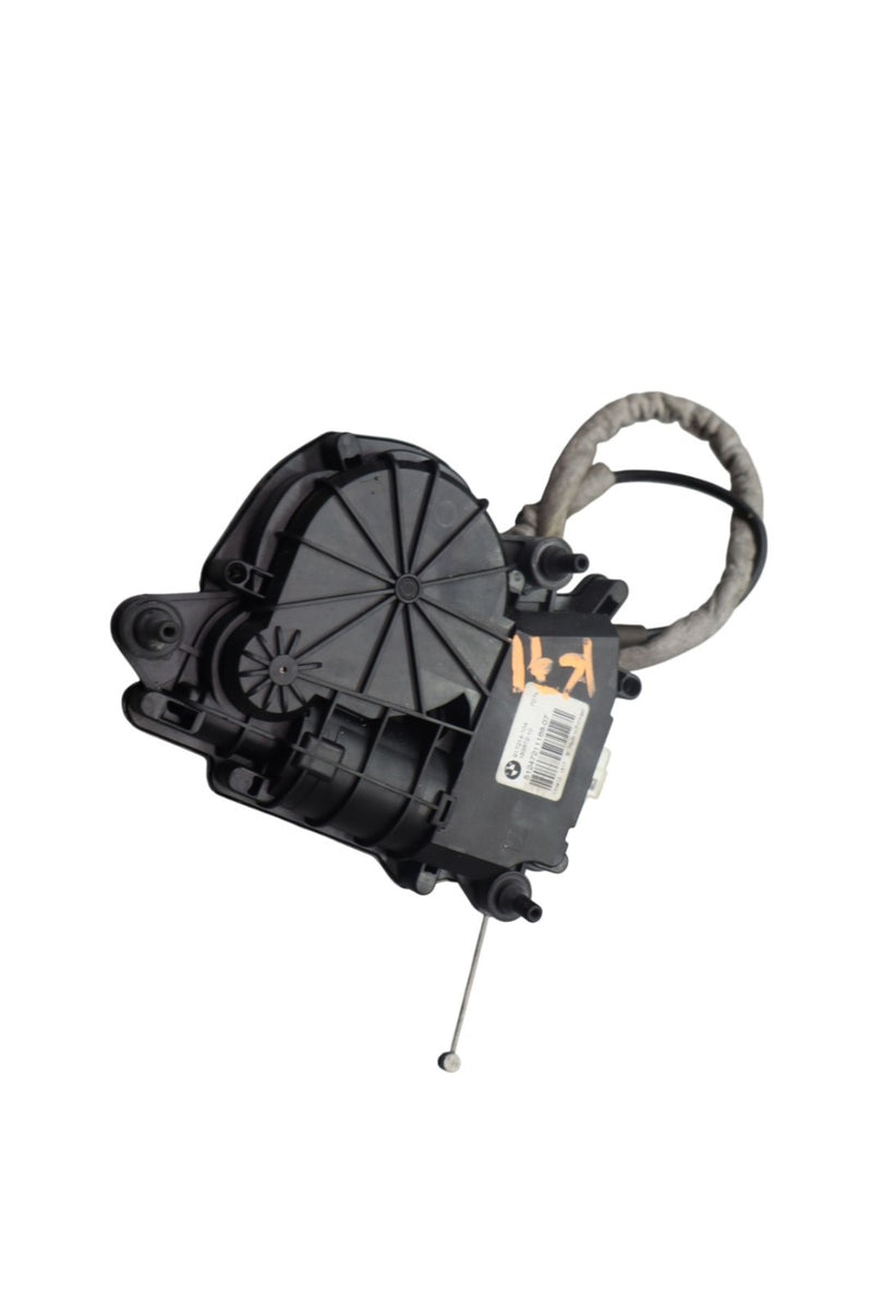 Load image into Gallery viewer, 10-17 BMW 535i 550i GT xDrive Rear Trunk Lid Soft Close Actuator Motor Oem
