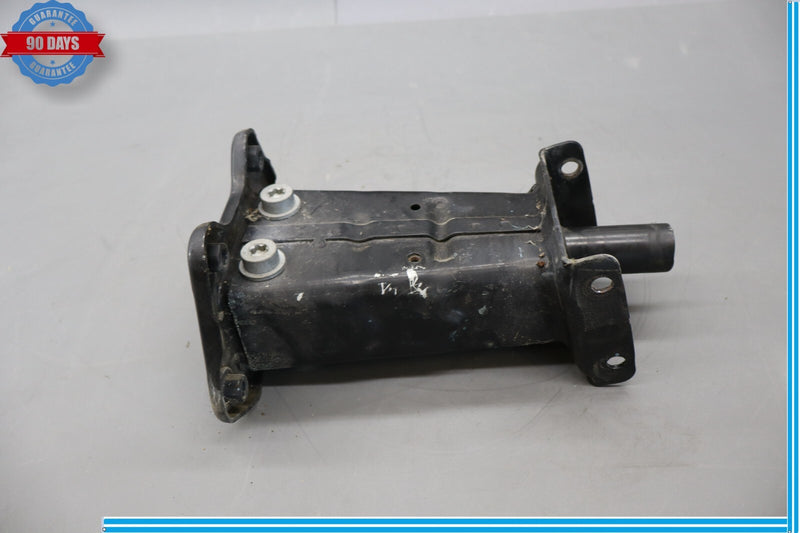 Load image into Gallery viewer, 07-13 Mercedes W221 S550 Front Right Side Bumper Reinforcement Bracket Black Oem