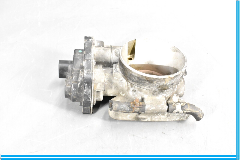 Load image into Gallery viewer, 03-07 HUMMER H2 Engine Throttle Body Valve Module 6.0L V8 Oem