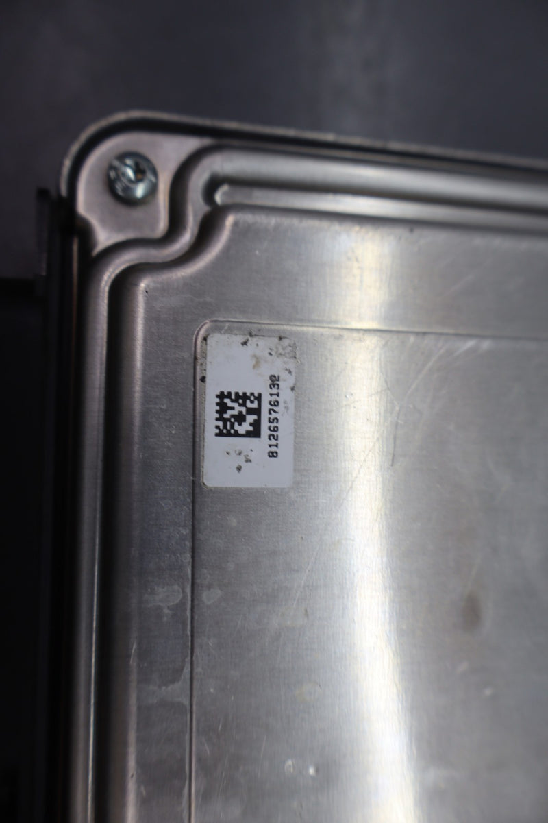 Load image into Gallery viewer, 14-17 Maserati Ghibli Engine Computer Control Module Unit ECU ECM 670007174 Oem