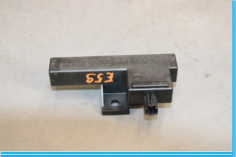 Load image into Gallery viewer, 11-17 Audi A8 Quattro Rear Keyless Access Entry Antenna Oem