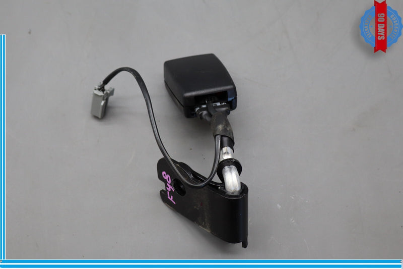 Load image into Gallery viewer, 10-15 Jaguar XJ XJL Rear Left Driver Side Seat Belt Seatbelt Buckle Oem