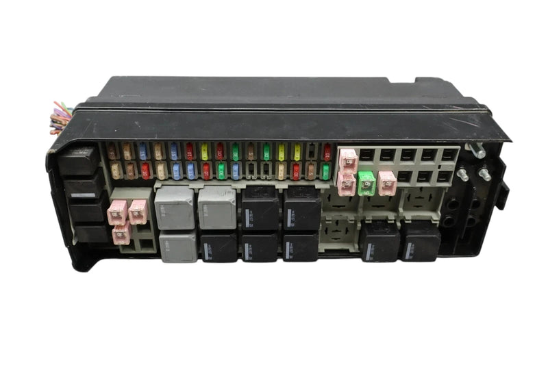 Load image into Gallery viewer, 05-09 Land Rover Range Rover Sport LR3 Engine Relay Fuse Box YPP500080 Oem