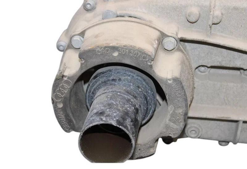 Load image into Gallery viewer, 11-17 Volkswagen Touareg Transmission Transfer Case Gear Box Assembly OEM
