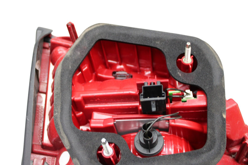 Load image into Gallery viewer, 11-14 Volkswagen Touareg Rear Right Passenger Side Inner Tail Light Lamp Oem