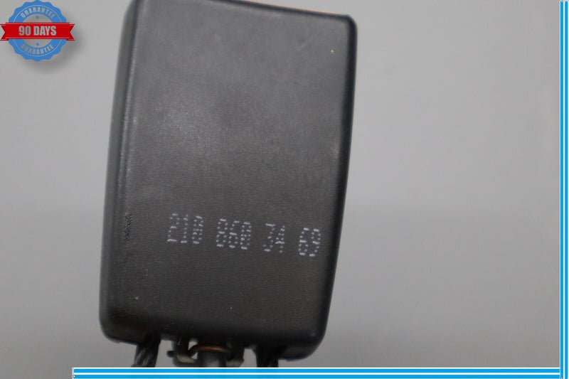 Load image into Gallery viewer, 98-03 Mercedes W210 E430 E320 Front Right Side Seat Belt Seatbelt Buckle Oem