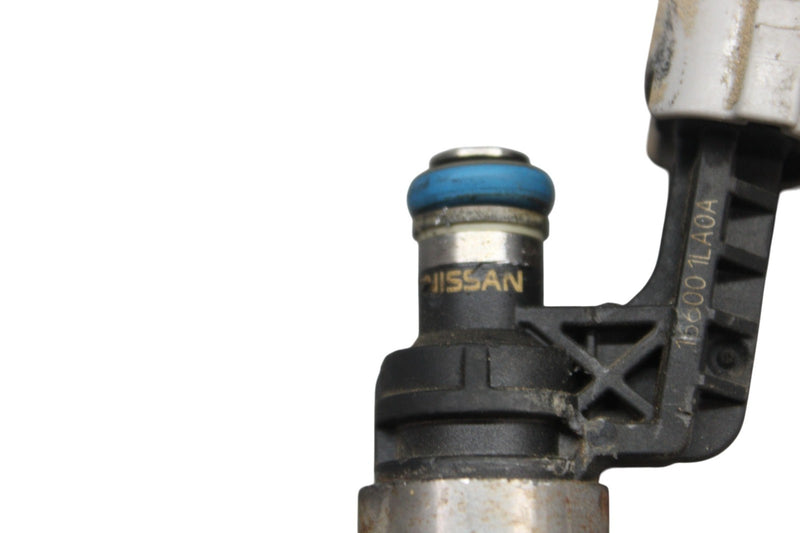 Load image into Gallery viewer, 11-19 Infiniti M56 Q70 Q70L QX56 QX80 Engine Motor Injection Fuel Injector Oem