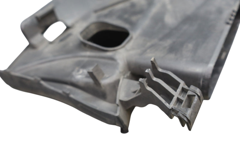 Load image into Gallery viewer, 10-13 Mercedes W212 E350 E400 Front Upper Radiator Support Cover Air Duct Oem
