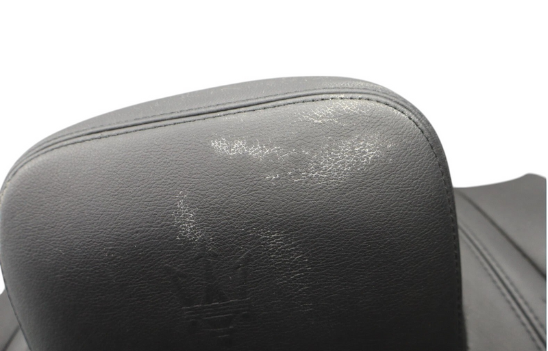 Load image into Gallery viewer, 14-18 Maserati Quattroporte Rear Right Side Top Upper Seat Cushion 670007052 Oem