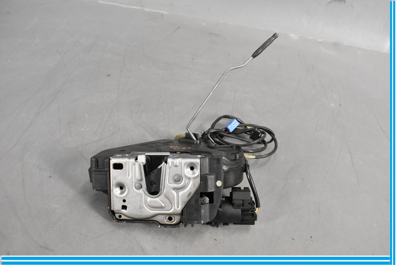 Load image into Gallery viewer, 06-11 Mercedes CLS550 CLS500 W219 Rear Left Driver Door Lock Latch Actuator Oem