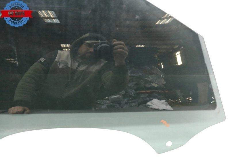 Load image into Gallery viewer, 12-15 Audi S6 A6 A6 Quattro Front Right Side Door Window Glass 4G0845202 Oem