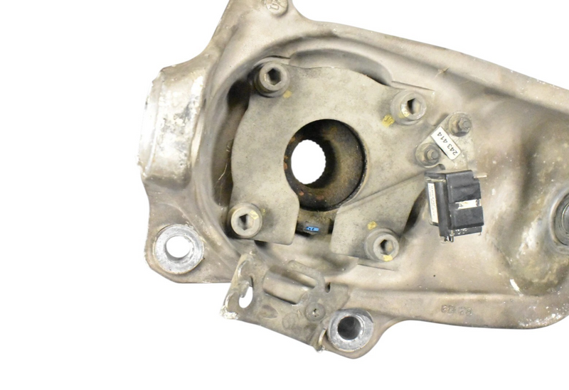Load image into Gallery viewer, 03-10 Maserati Quattroporte M139 Front Left Side Spindle Knuckle Hub 206791 Oem